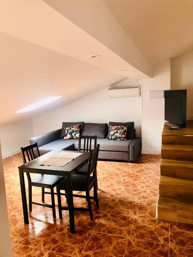 Apartamento Turistico Atico La Taberna Аренас-де-Сан-Педро Экстерьер фото
